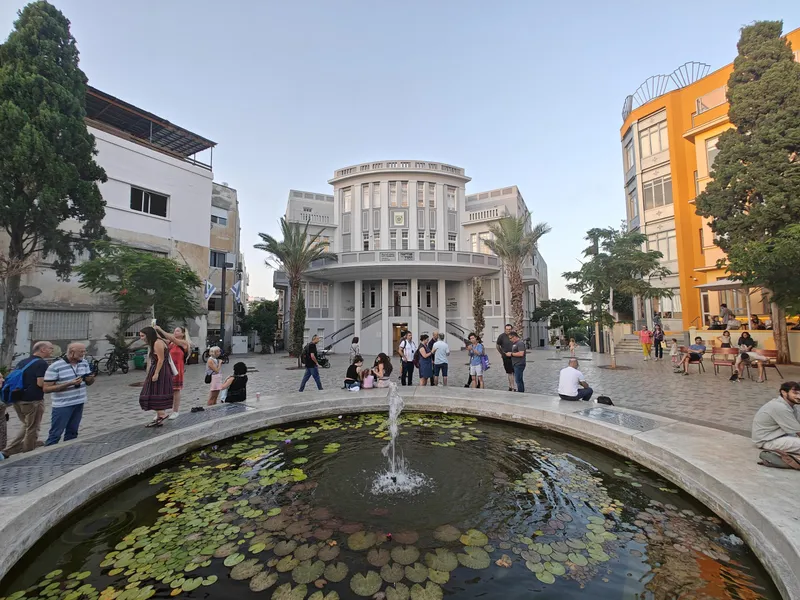 Urban Tours